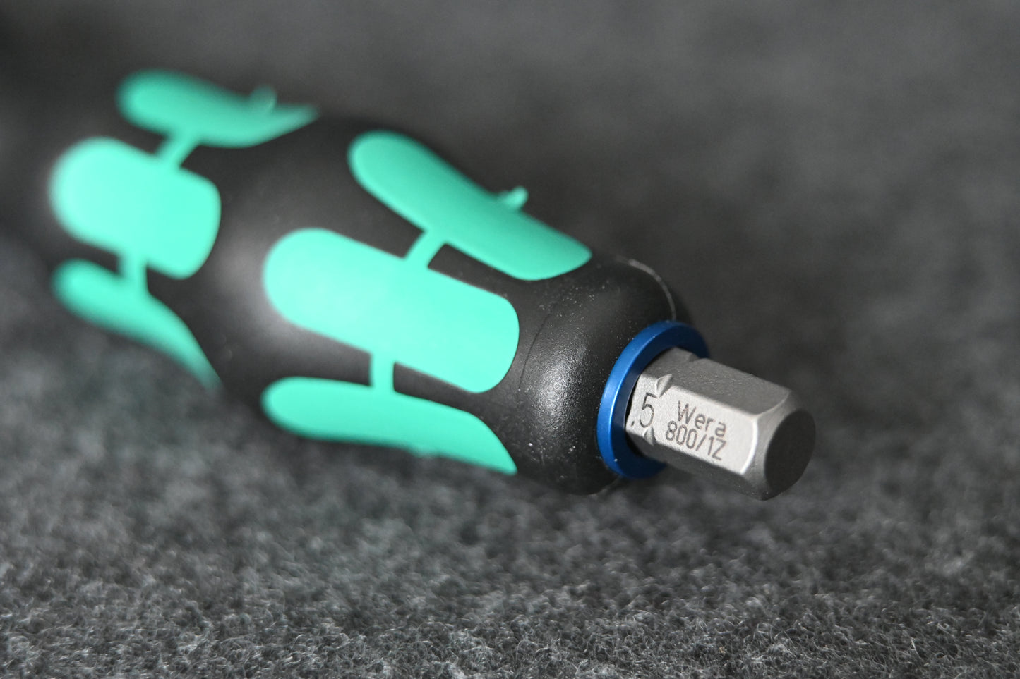 "Pock-i-daptor" -- 813R Green Handle w/ Copper Quick-key Bit Combo