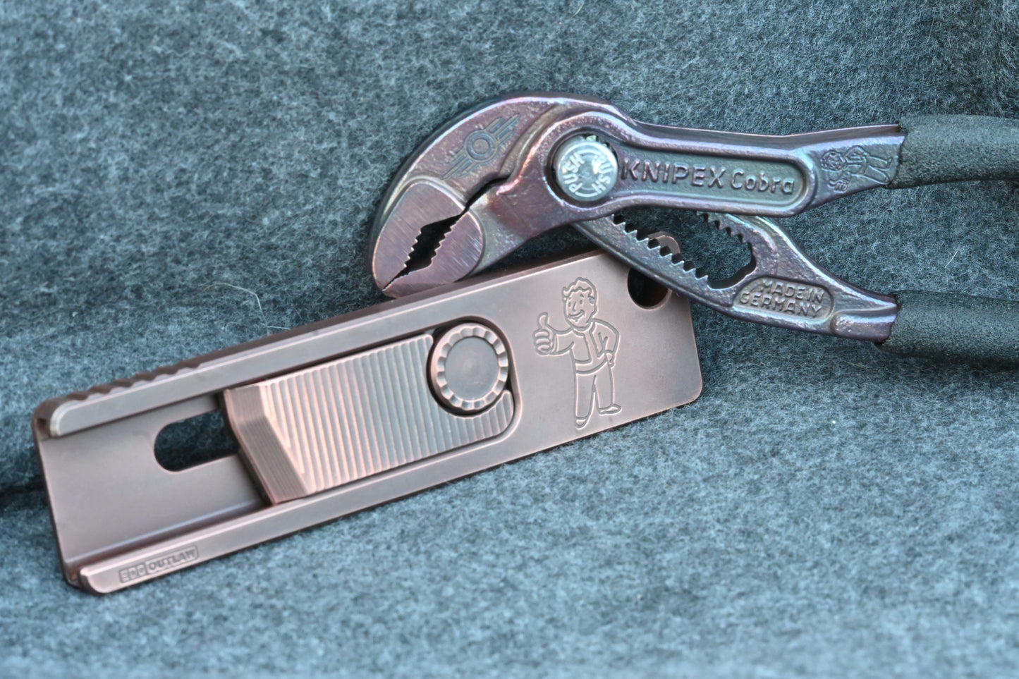 Fallout Combo Copper Cobra 5" w/ Textured Grips & Turnback Knife Co V2