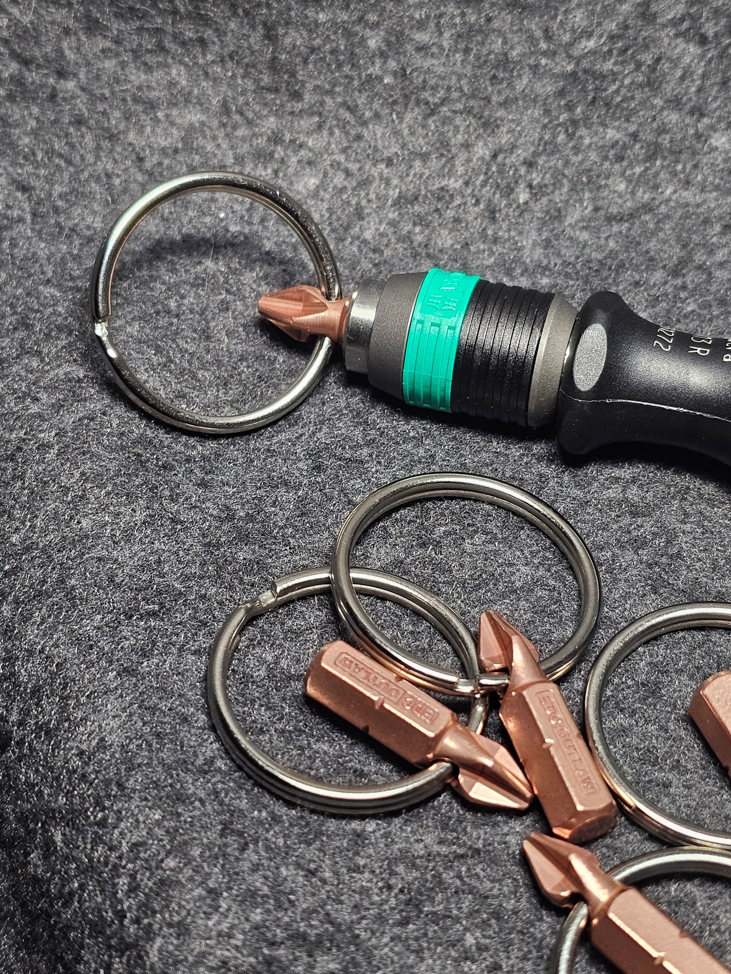 "Pock-i-daptor" -- 813R Green Handle w/ Copper Quick-key Bit Combo